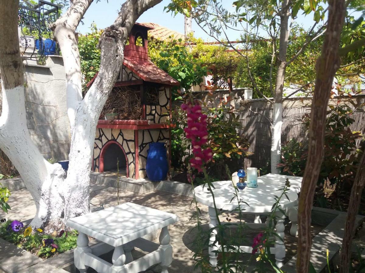 Sofia'S Cottage Аспровальта Экстерьер фото